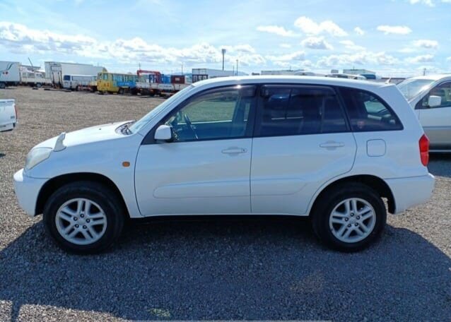 Toyota RAV4 5 Doors White